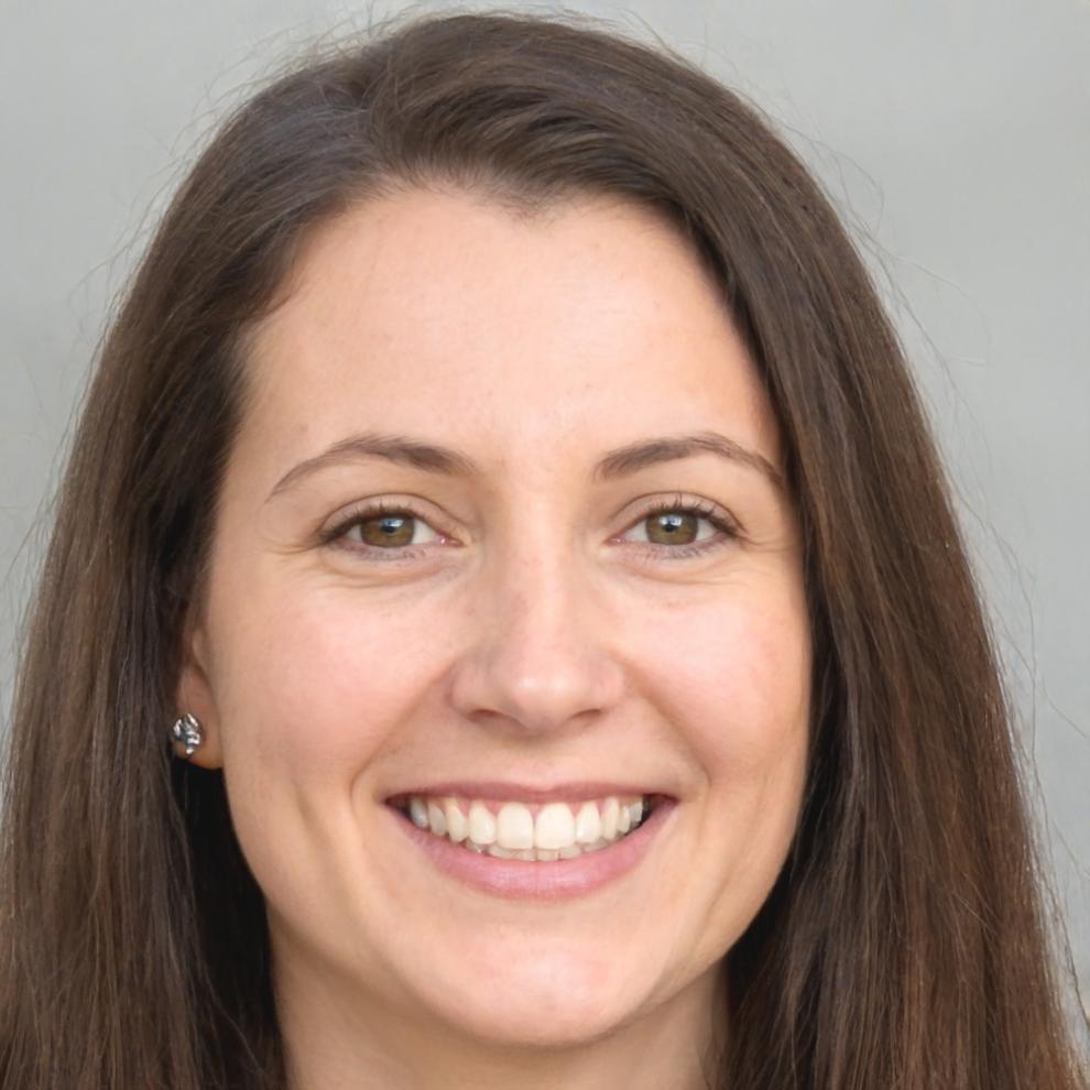 Brielle Maddox, Financial Advisor